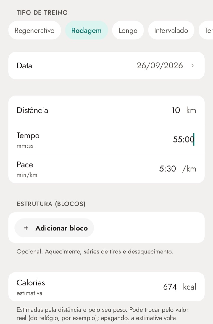 Formulário de corrida do app, com 10 km em 55 minutos, pace 5:30 e 674 kcal estimadas